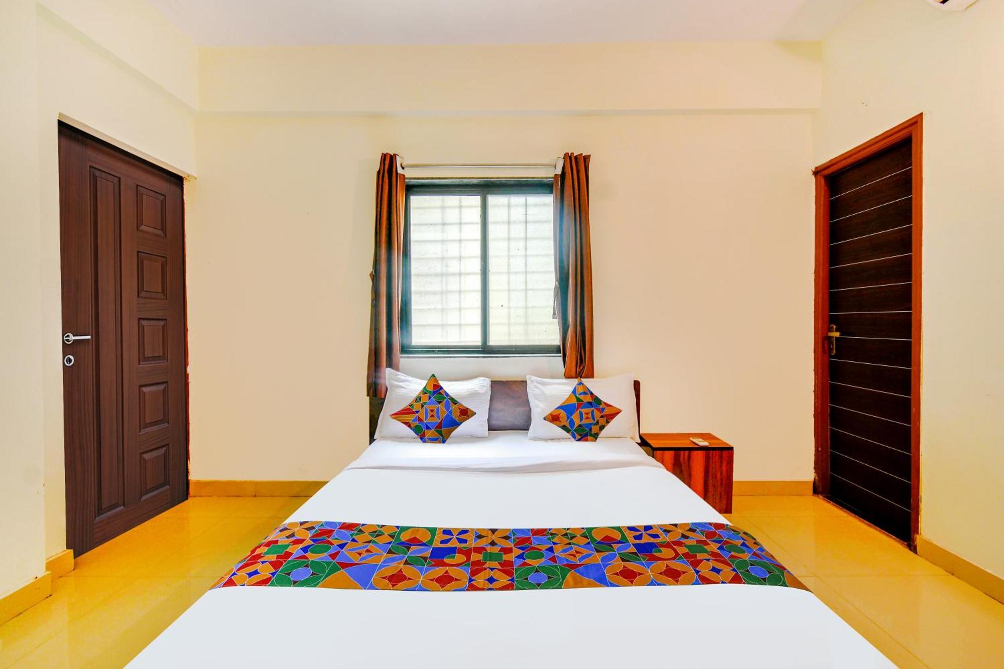 Hotel Fabexpress Srh - Nr Butterfly Park - Hinjawadi Exteriér fotografie