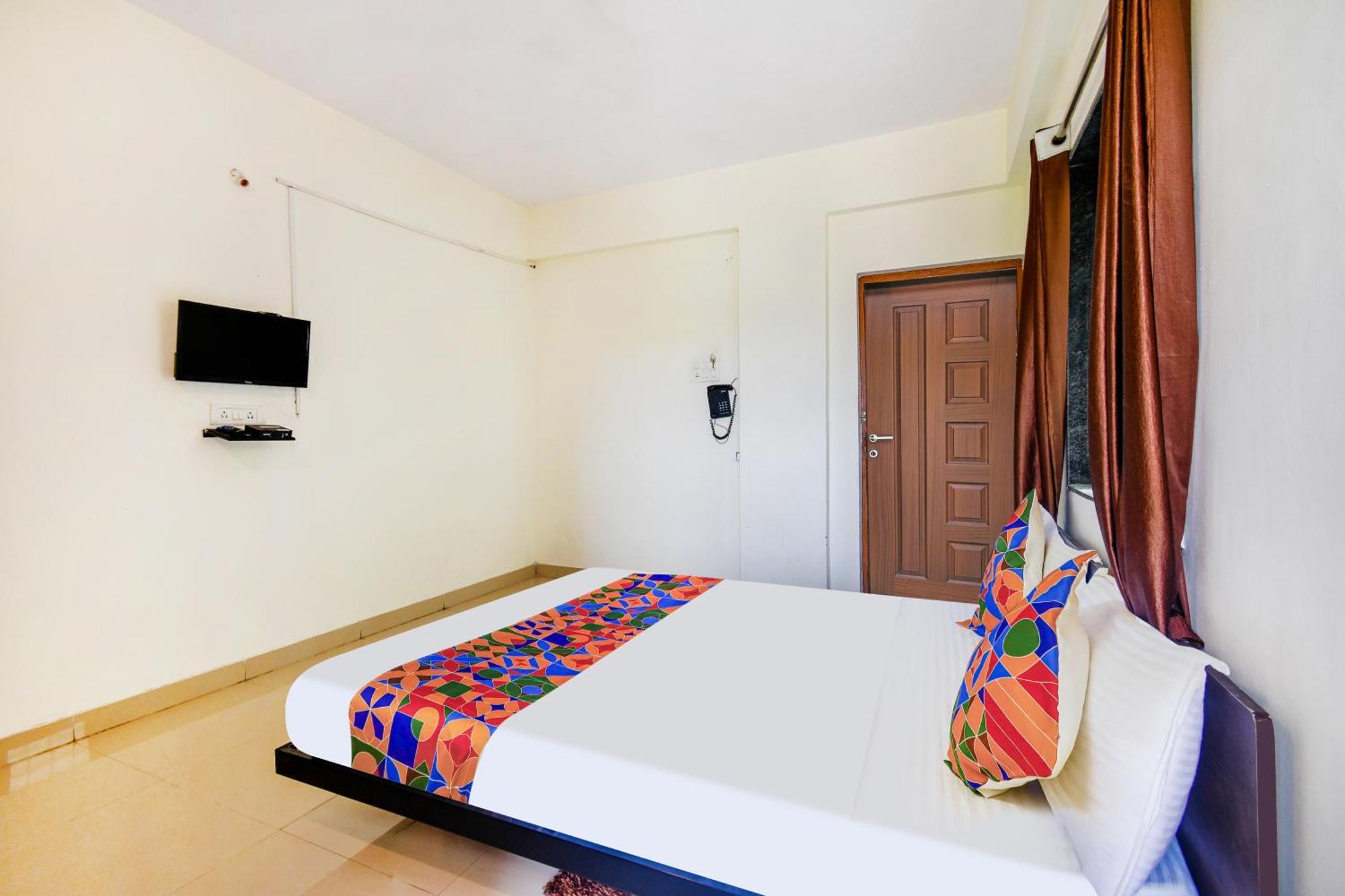 Hotel Fabexpress Srh - Nr Butterfly Park - Hinjawadi Exteriér fotografie