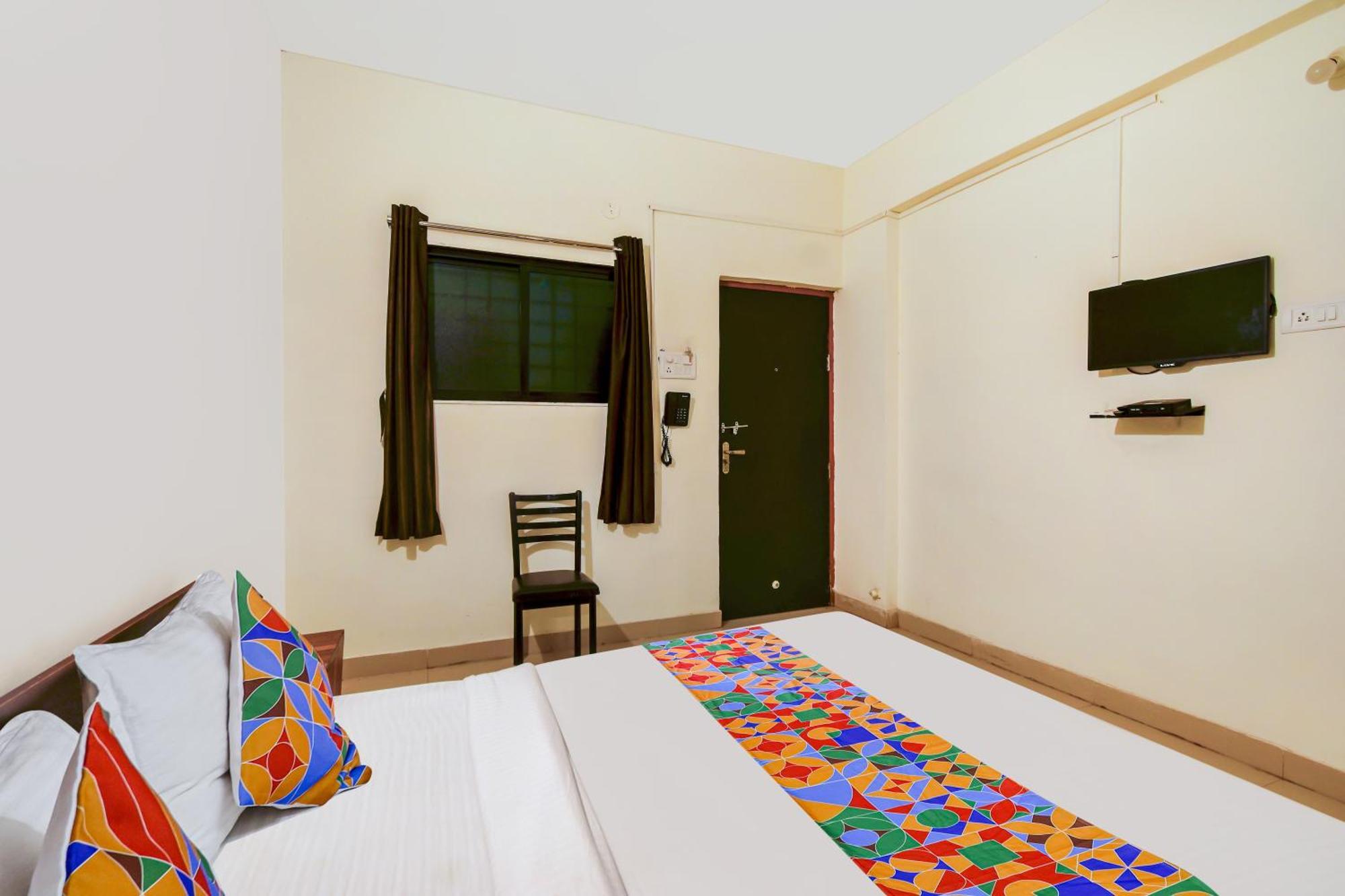 Hotel Fabexpress Srh - Nr Butterfly Park - Hinjawadi Exteriér fotografie